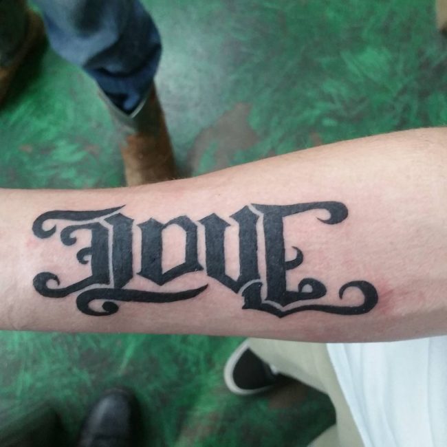Ambigram Tattoo (19)